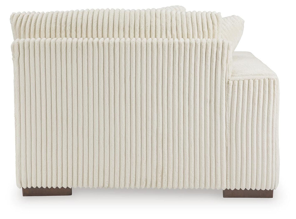 Lindyn Sectional with Chaise - Venta Furnishings (San Antonio,TX)