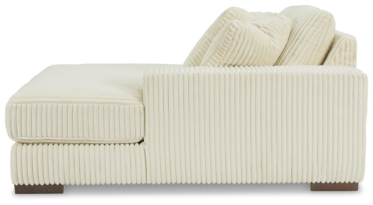 Lindyn Sectional with Chaise - Venta Furnishings (San Antonio,TX)