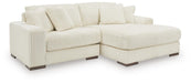 Lindyn Sectional with Chaise - Venta Furnishings (San Antonio,TX)
