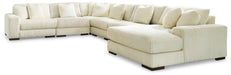 Lindyn Sectional with Chaise - Venta Furnishings (San Antonio,TX)