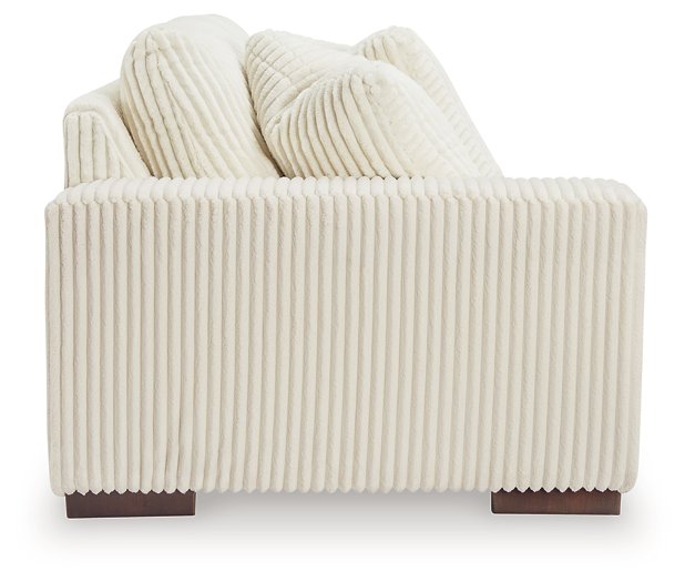 Lindyn Sectional - Venta Furnishings (San Antonio,TX)