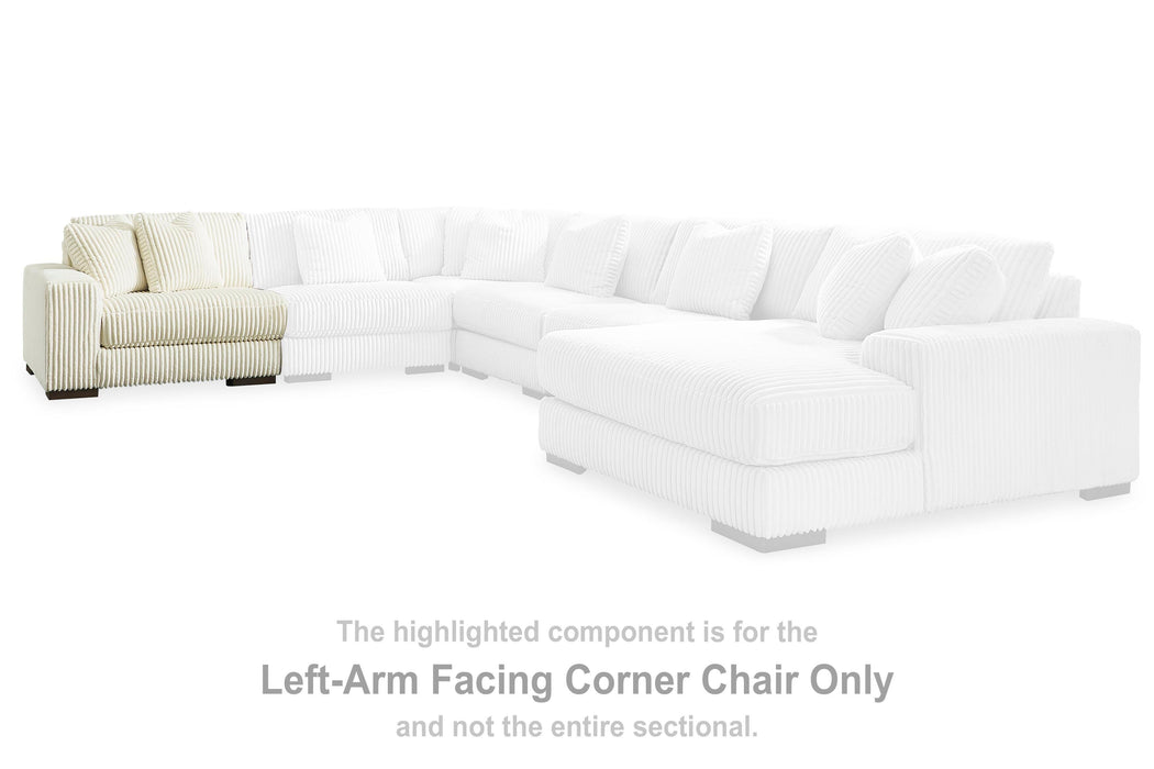 Lindyn Sectional with Chaise - Venta Furnishings (San Antonio,TX)