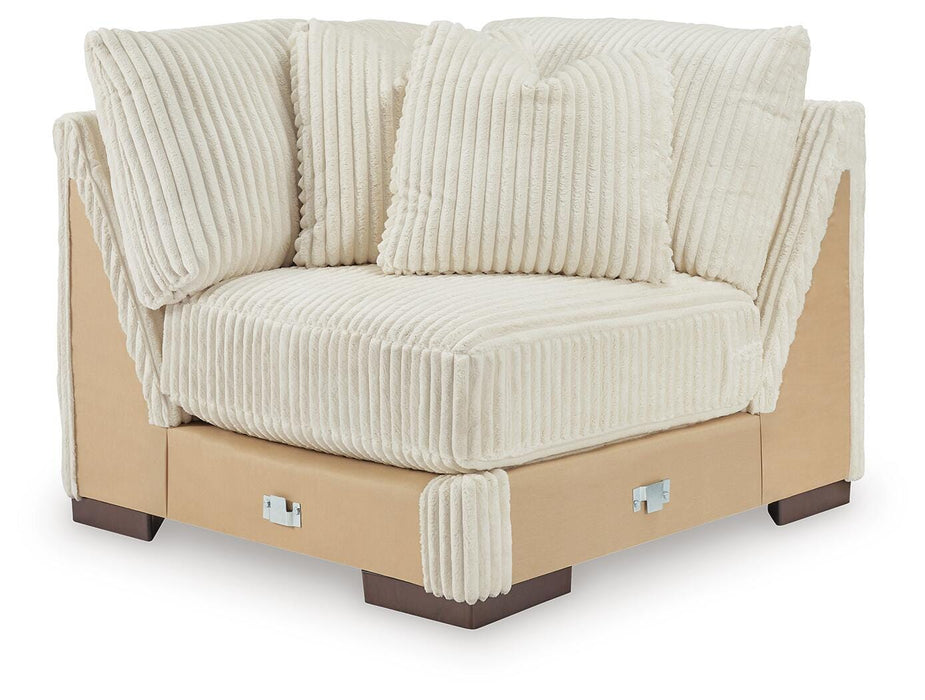 Lindyn Sectional with Chaise - Venta Furnishings (San Antonio,TX)