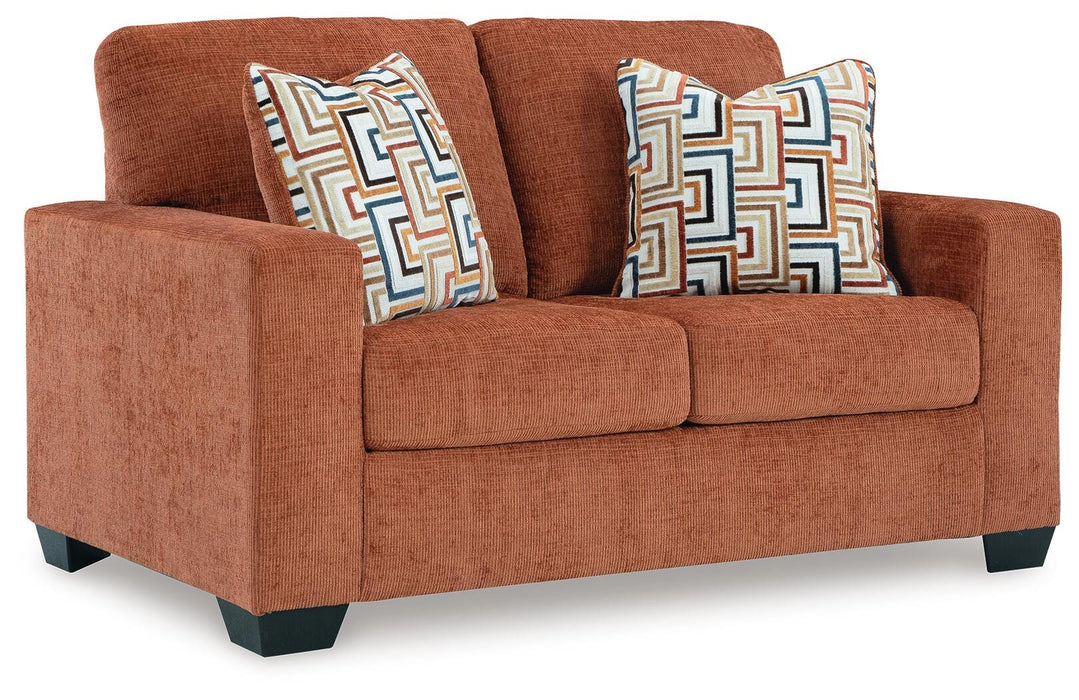 Aviemore Loveseat - Venta Furnishings (San Antonio,TX)