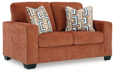 Aviemore Loveseat - Venta Furnishings (San Antonio,TX)