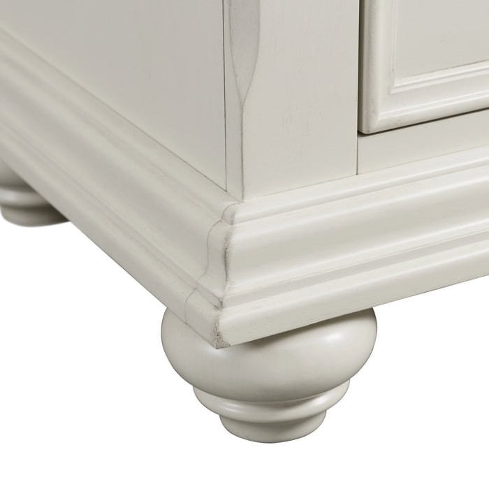 Slater Chest
