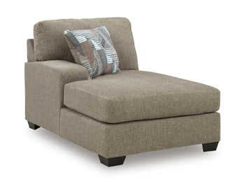 Newellen Sectional with Chaise - Venta Furnishings (San Antonio,TX)