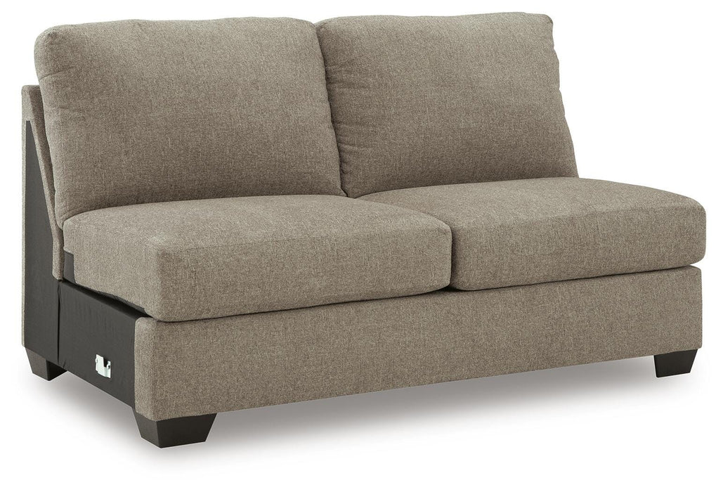 Newellen Sectional with Chaise - Venta Furnishings (San Antonio,TX)