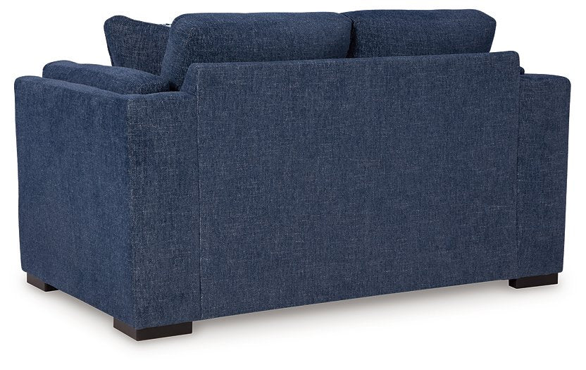 Evansley Loveseat