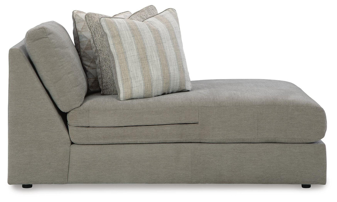Avaliyah Sectional with Chaise - Venta Furnishings (San Antonio,TX)
