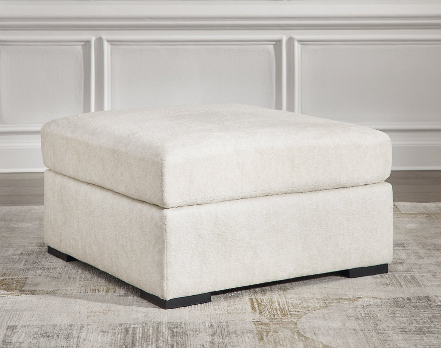 Chessington Oversized Accent Ottoman - Venta Furnishings (San Antonio,TX)