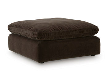 Maxton Heights Oversized Accent Ottoman - Venta Furnishings (San Antonio,TX)