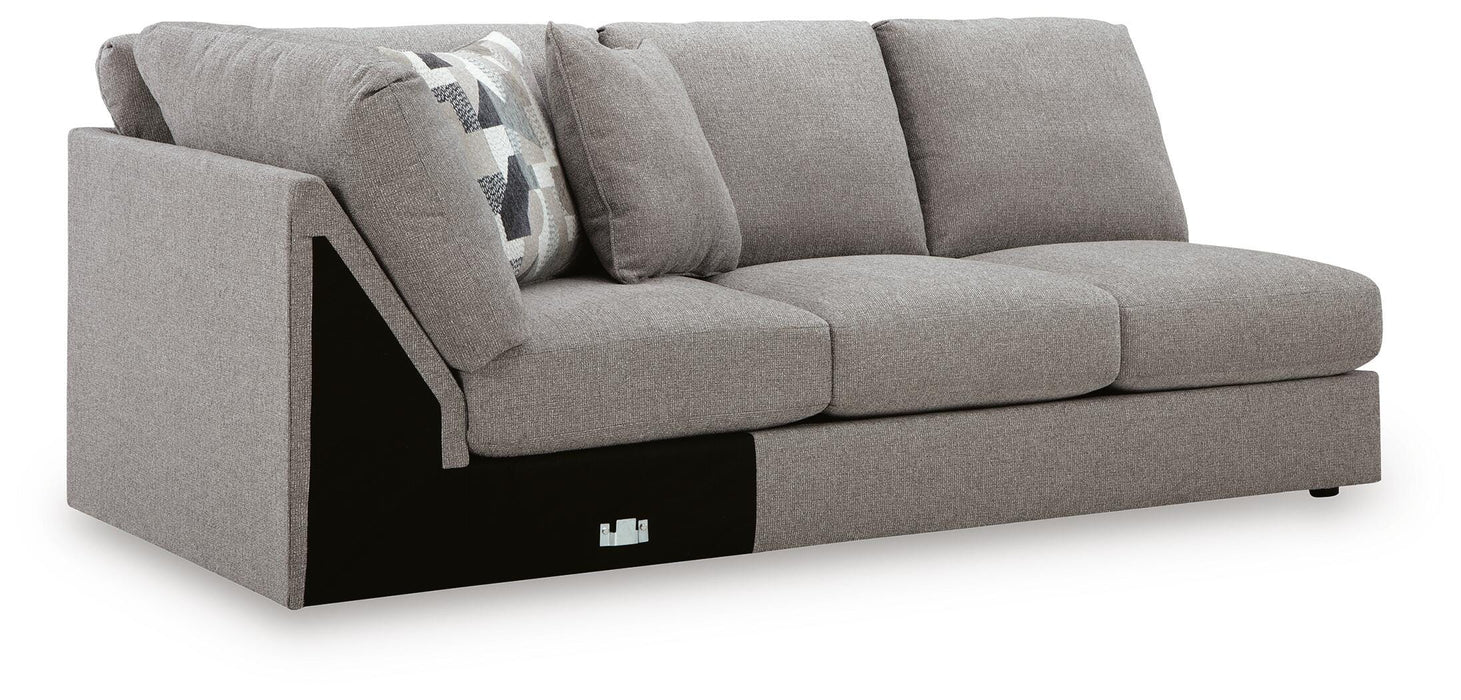 Lindon Sectional with Chaise - Venta Furnishings (San Antonio,TX)