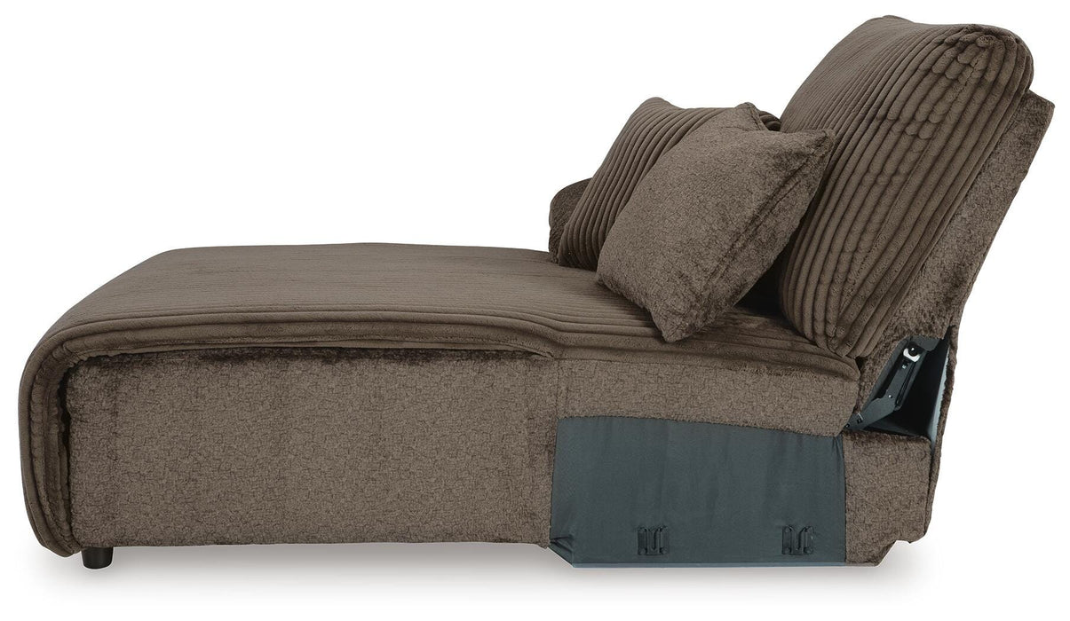 Top Tier Sofa Chaise Sectional - Venta Furnishings (San Antonio,TX)