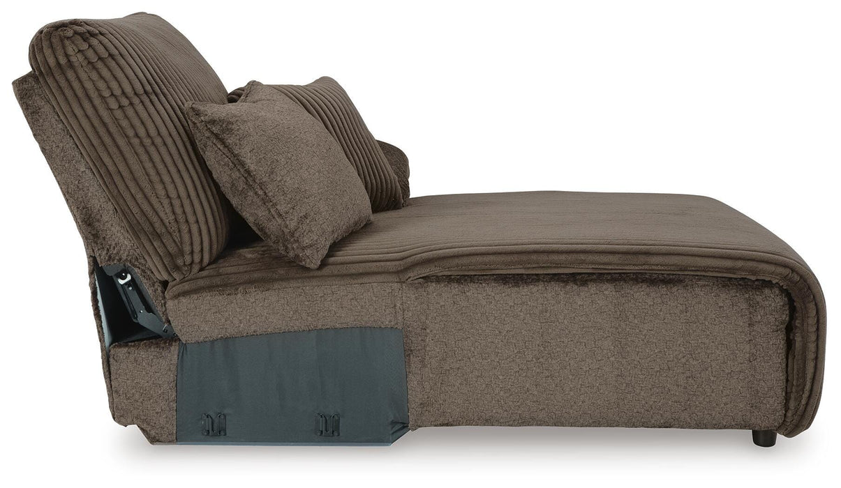 Top Tier Sofa Chaise Sectional - Venta Furnishings (San Antonio,TX)