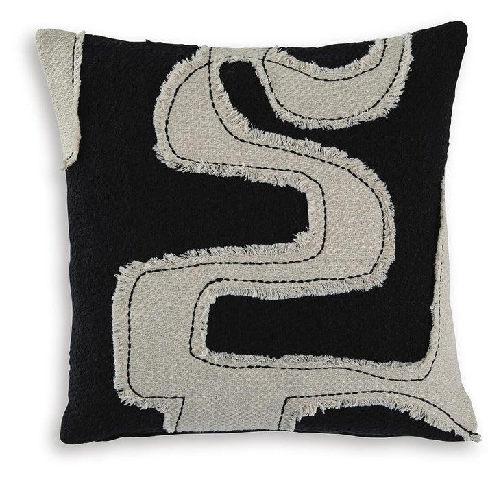 Veerbank Pillow (Set of 4) - Venta Furnishings (San Antonio,TX)