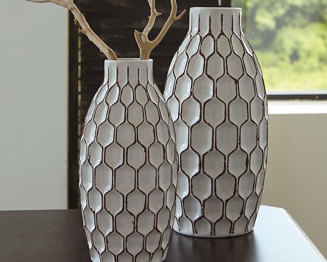 Dionna Vase (Set of 2) - Venta Furnishings (San Antonio,TX)