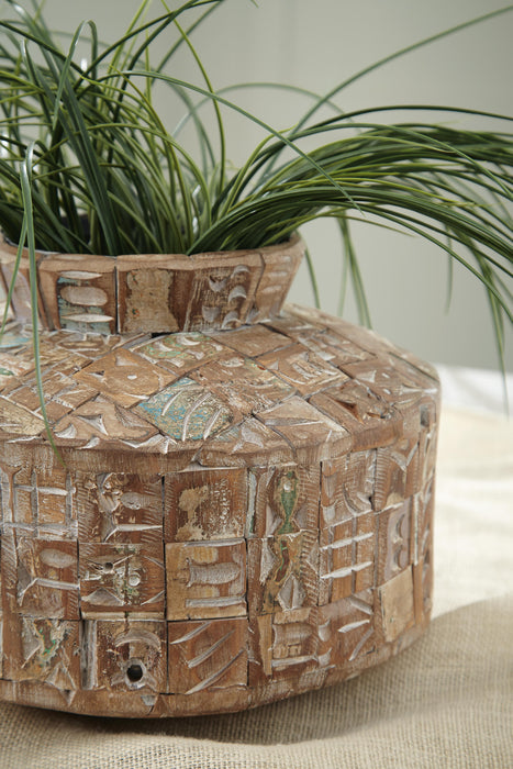 Meltland Vase - Venta Furnishings (San Antonio,TX)