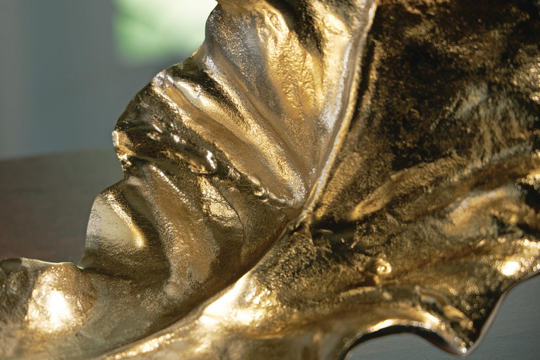 Darinsen Sculpture - Venta Furnishings (San Antonio,TX)
