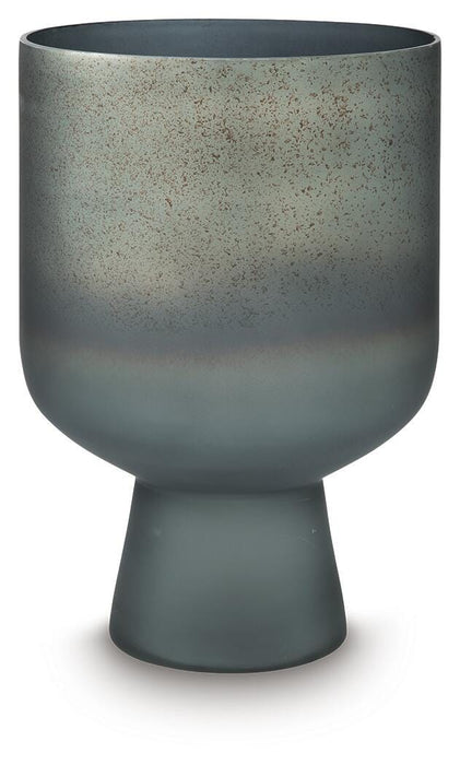 Pennmore Vase - Venta Furnishings (San Antonio,TX)