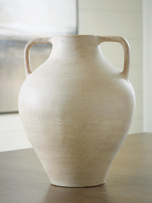 Justy Vase - Venta Furnishings (San Antonio,TX)