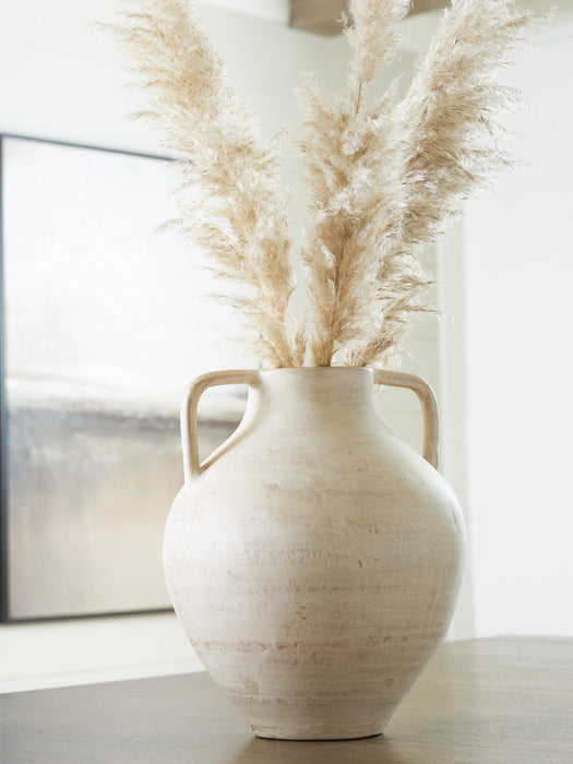 Justy Vase - Venta Furnishings (San Antonio,TX)