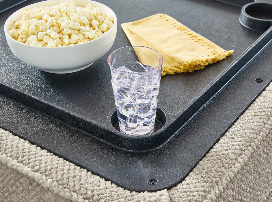 Calnita Living Rom Set - Venta Furnishings (San Antonio,TX)