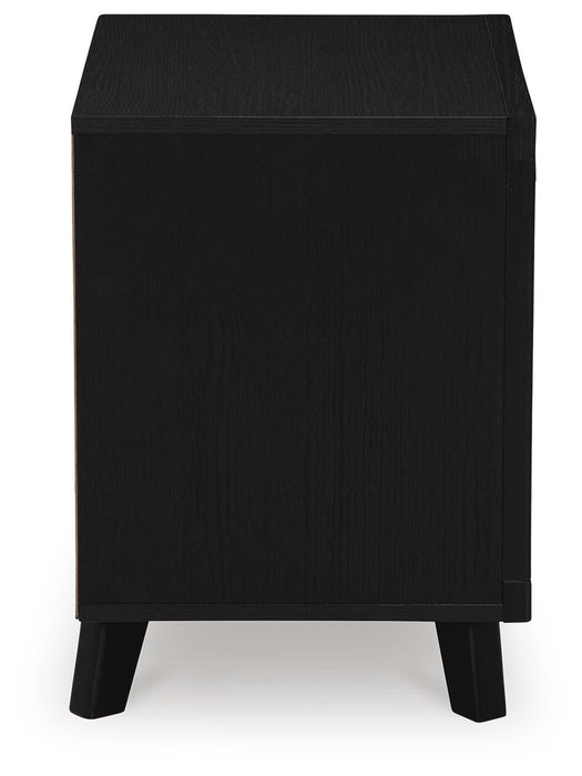 Danziar Nightstand - Venta Furnishings (San Antonio,TX)