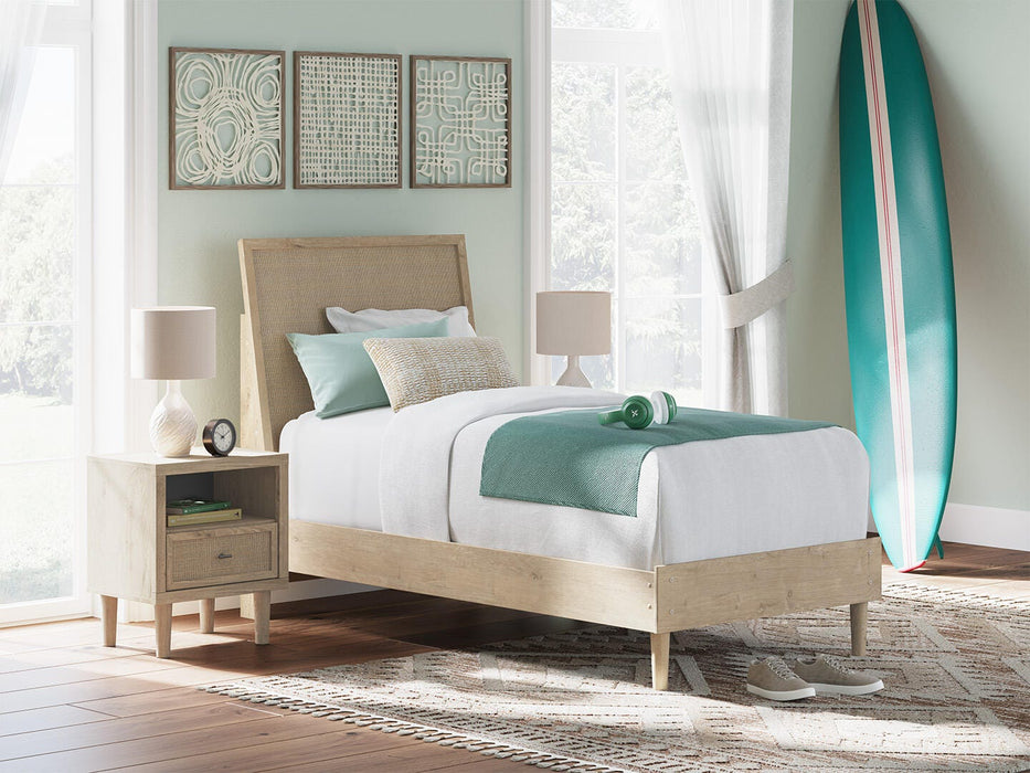 Cielden Bed - Venta Furnishings (San Antonio,TX)