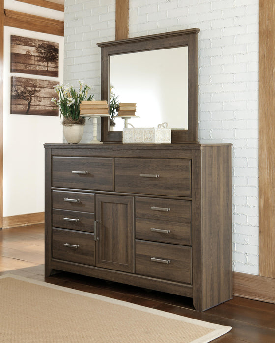 Juararo Dresser and Mirror - Venta Furnishings (San Antonio,TX)