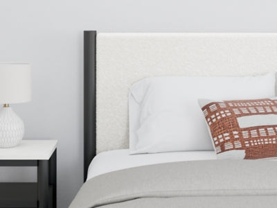 Cadmori Upholstered Bed - Venta Furnishings (San Antonio,TX)