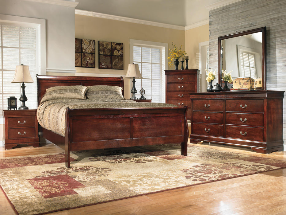 Alisdair Dresser and Mirror - Venta Furnishings (San Antonio,TX)