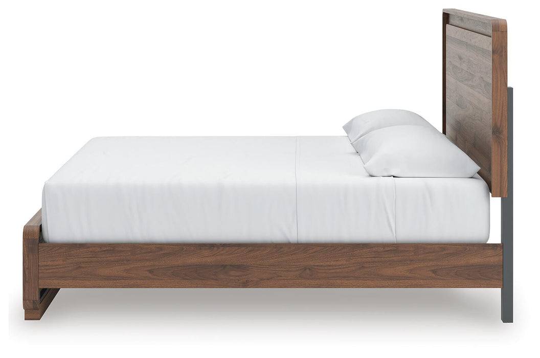 Fortlorn Bed - Venta Furnishings (San Antonio,TX)