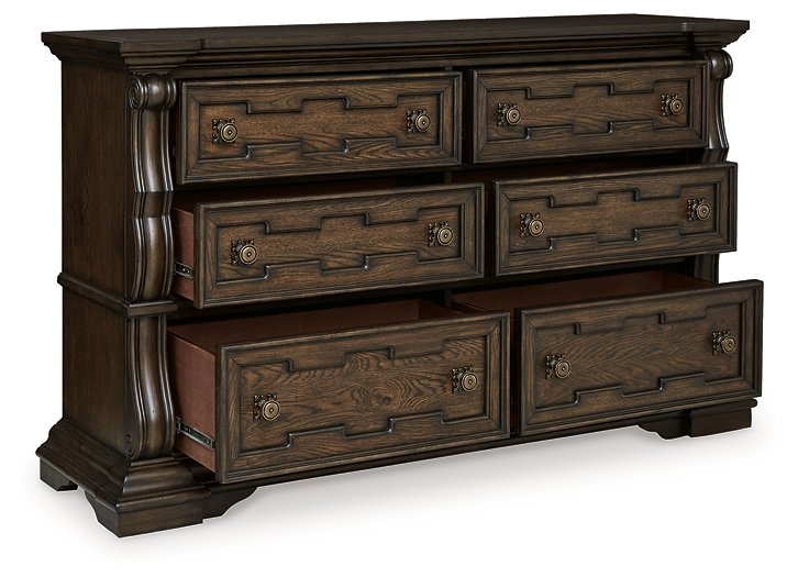 Maylee Dresser - Venta Furnishings (San Antonio,TX)