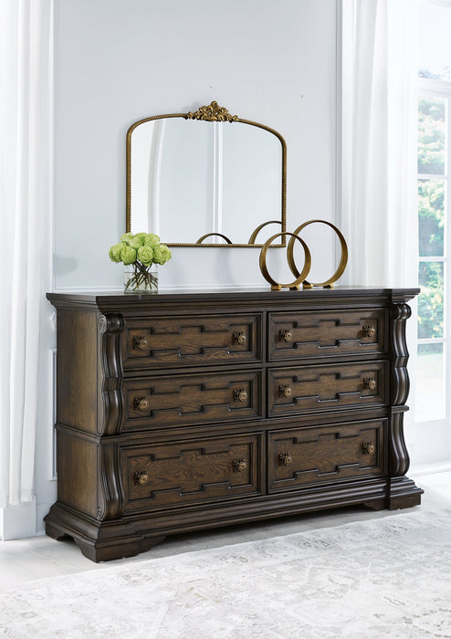 Maylee Dresser - Venta Furnishings (San Antonio,TX)