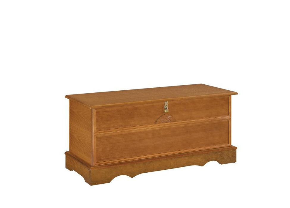 Paula Rectangular Cedar Chest Honey - Venta Furnishings (San Antonio,TX)