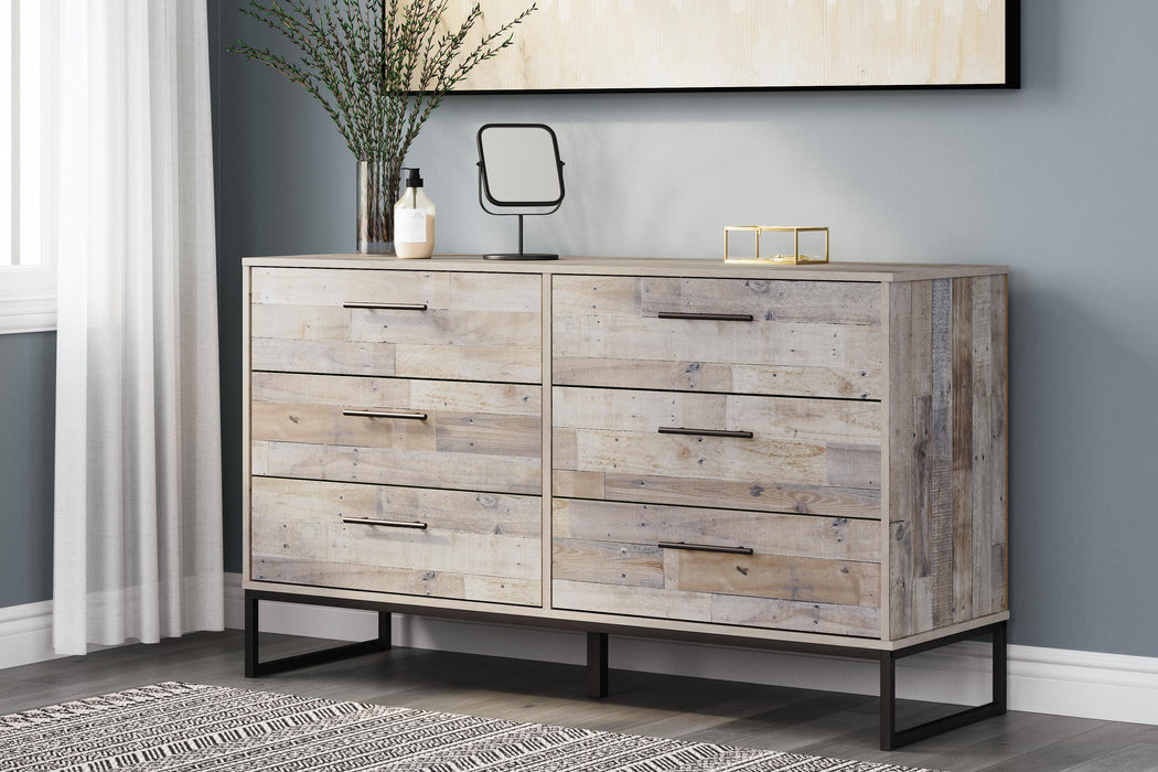 Neilsville Dresser - Venta Furnishings (San Antonio,TX)