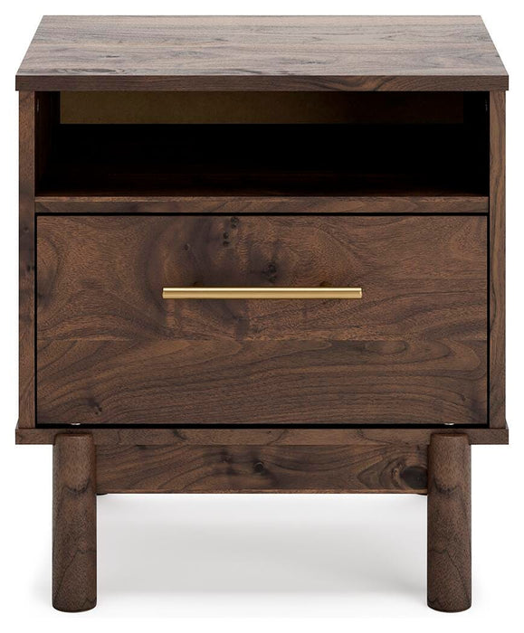 Calverson Nightstand - Venta Furnishings (San Antonio,TX)