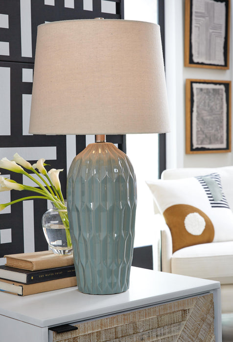 Hadbury Table Lamp (Set of 2) - Venta Furnishings (San Antonio,TX)