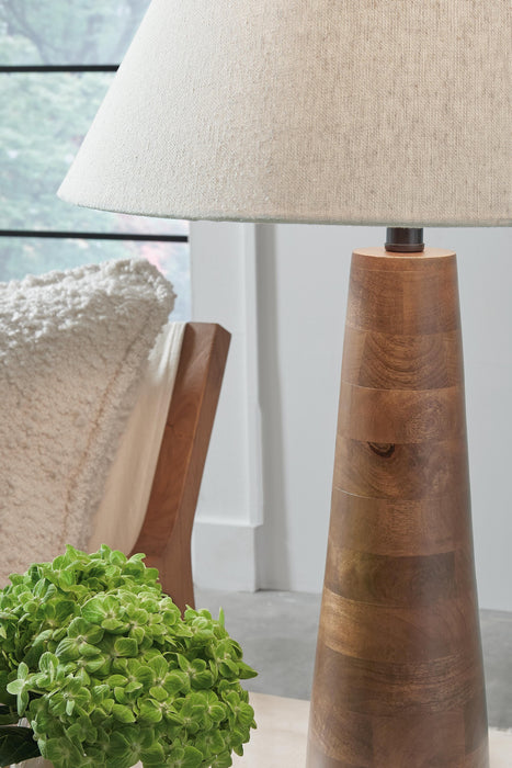 Danset Table Lamp - Venta Furnishings (San Antonio,TX)
