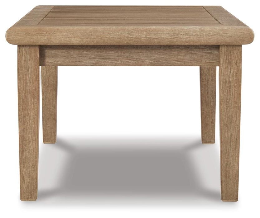 Gerianne Coffee Table - Venta Furnishings (San Antonio,TX)