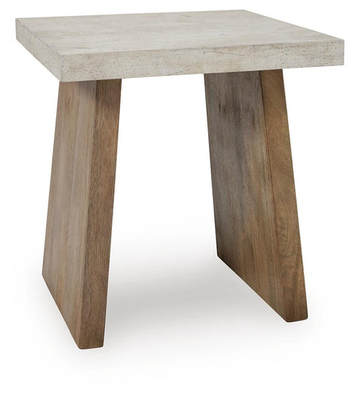Brendalhouse End Table - Venta Furnishings (San Antonio,TX)