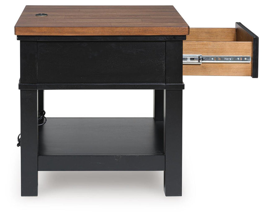 Wildenauer End Table - Venta Furnishings (San Antonio,TX)