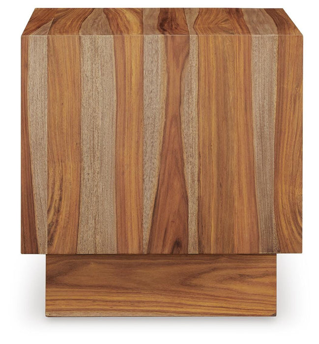 Dressonni End Table - Venta Furnishings (San Antonio,TX)