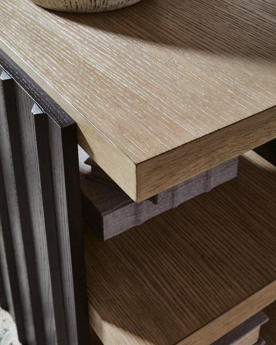 Rylandyn End Table - Venta Furnishings (San Antonio,TX)