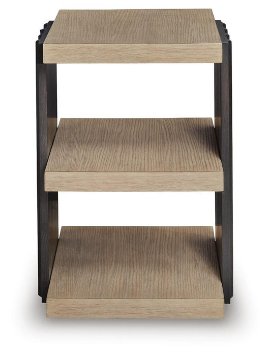 Rylandyn End Table - Venta Furnishings (San Antonio,TX)