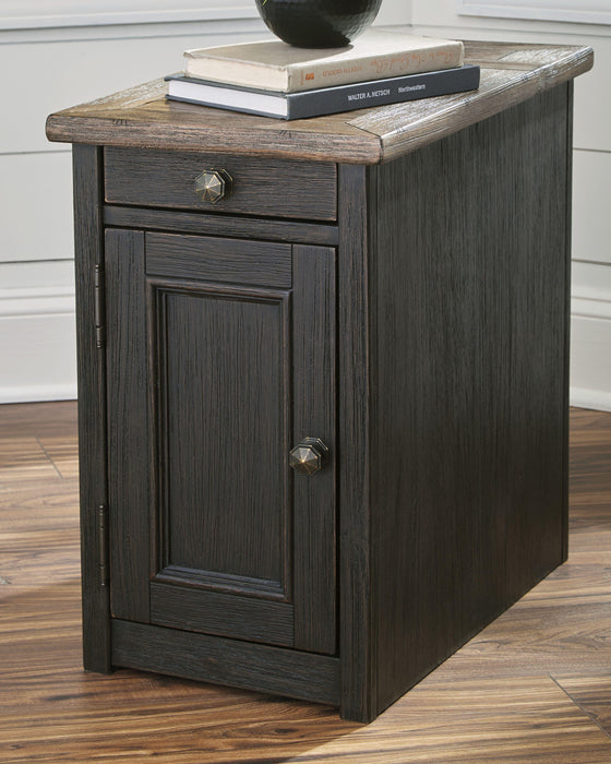Tyler Creek Occasional Table Set - Venta Furnishings (San Antonio,TX)