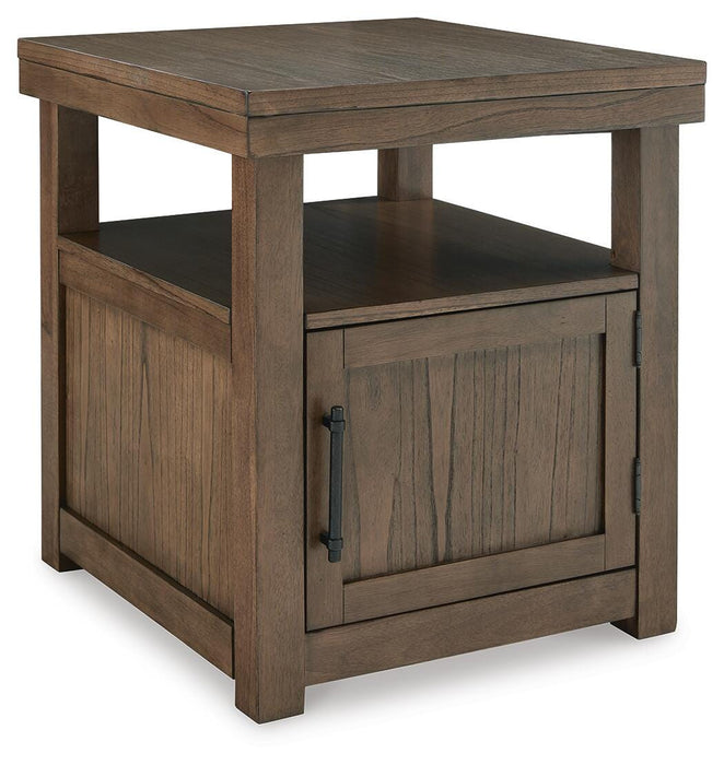 Boardernest End Table - Venta Furnishings (San Antonio,TX)