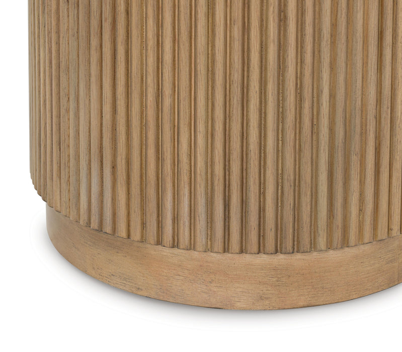 Camdill End Table - Venta Furnishings (San Antonio,TX)